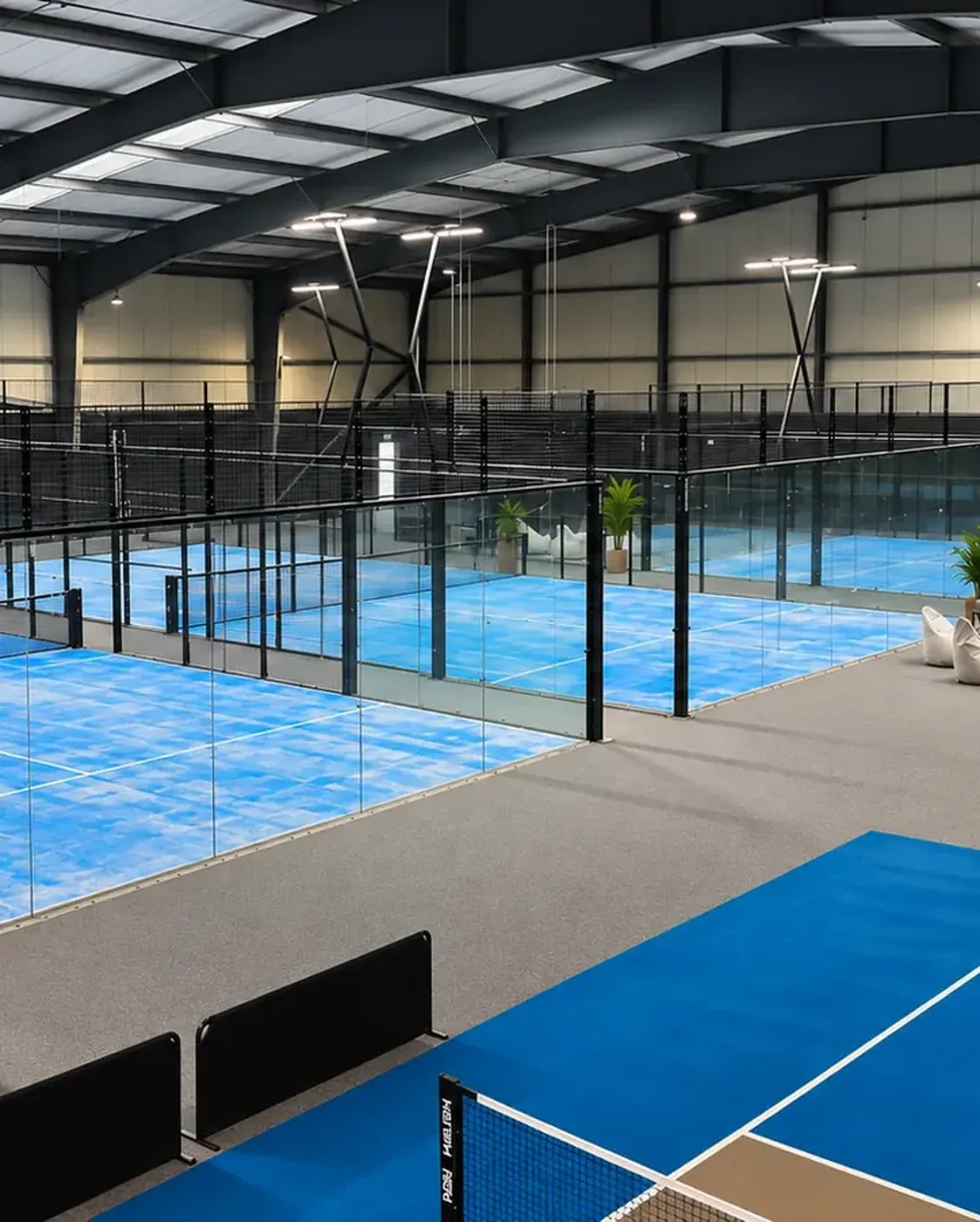 Indoor-Padelanlage Padel Club Z in Schwarzach am Main